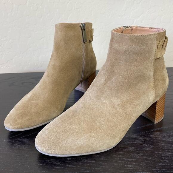 NWOB Aquatalia Feliciana Weatherproof Block Heel Bootie, Size 6 - Picture 12 of 14